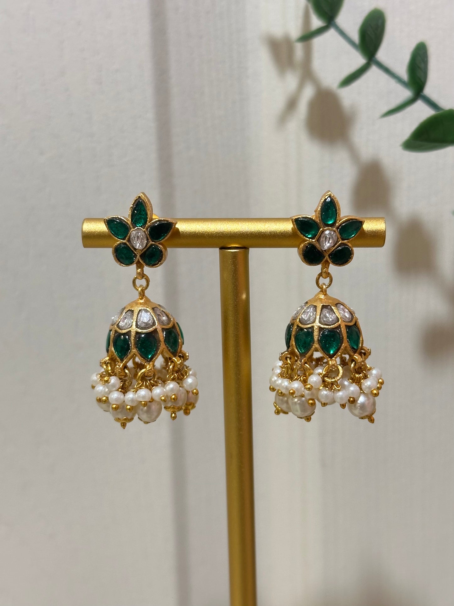 Gorgeous Jadau Kundan Jhumka