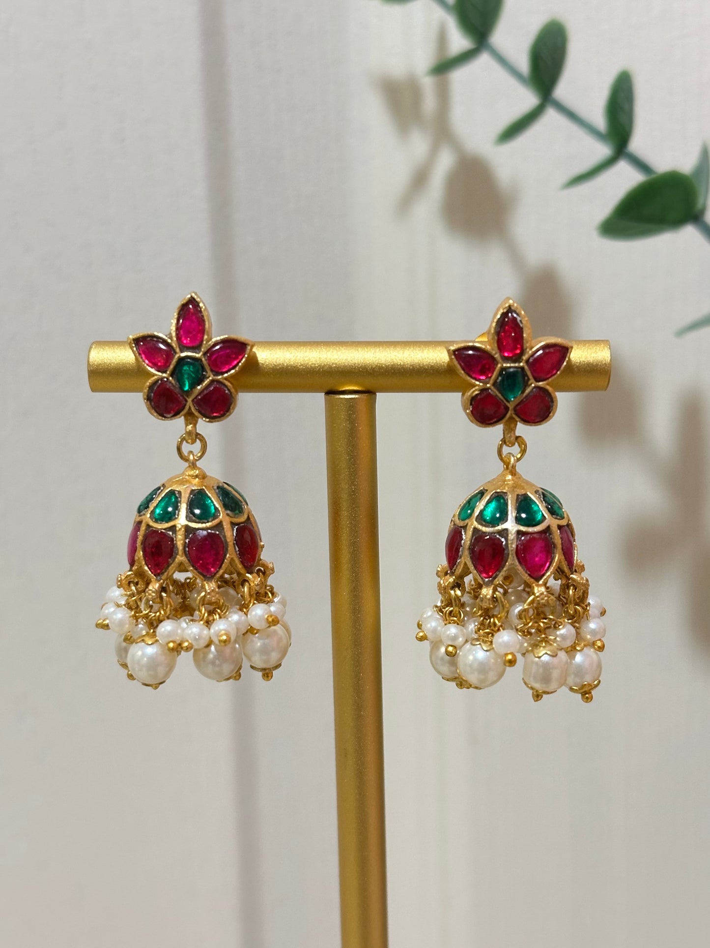 Gorgeous Jadau Kundan Jhumka