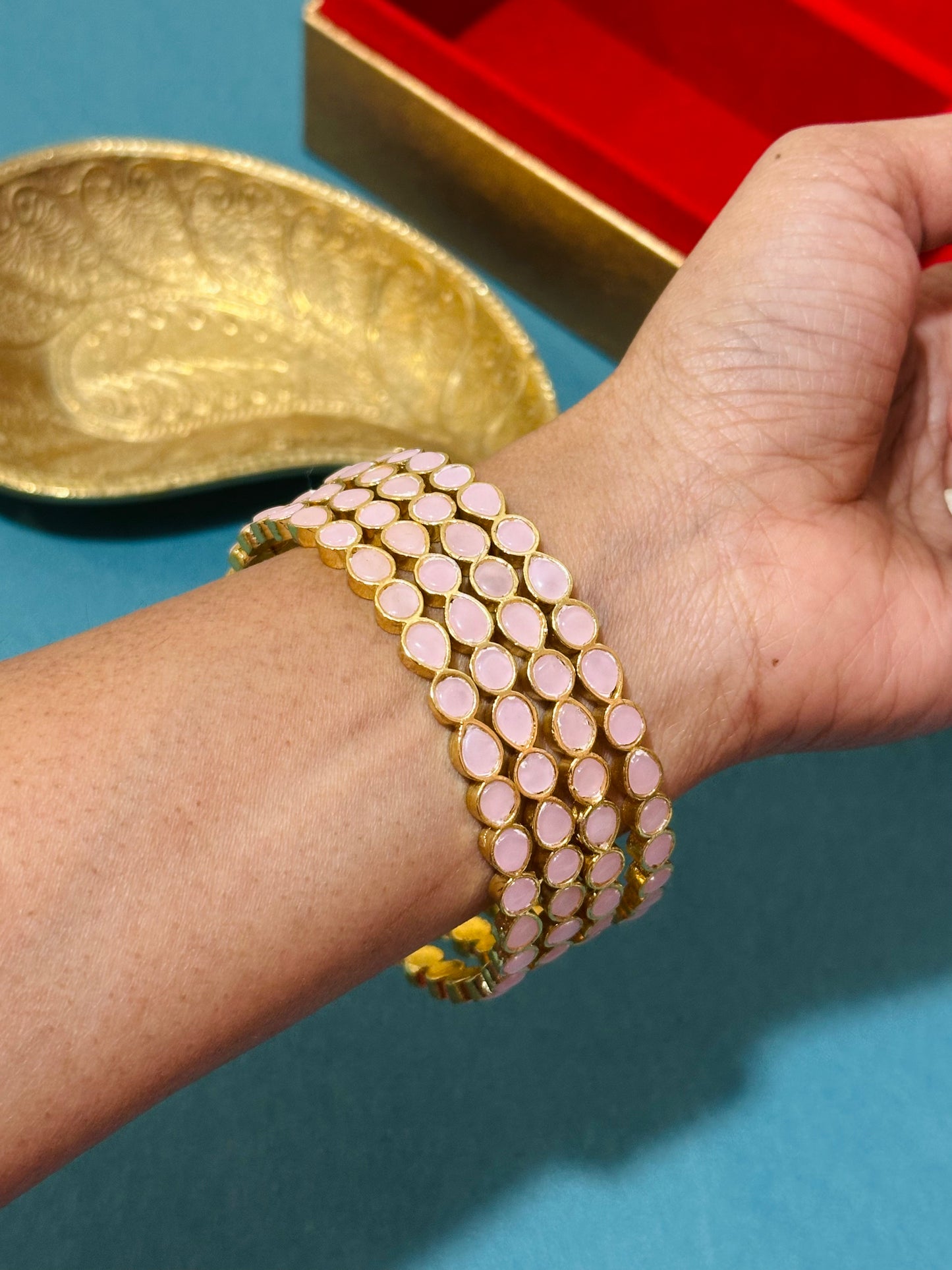 Jadau Kundan Bangles