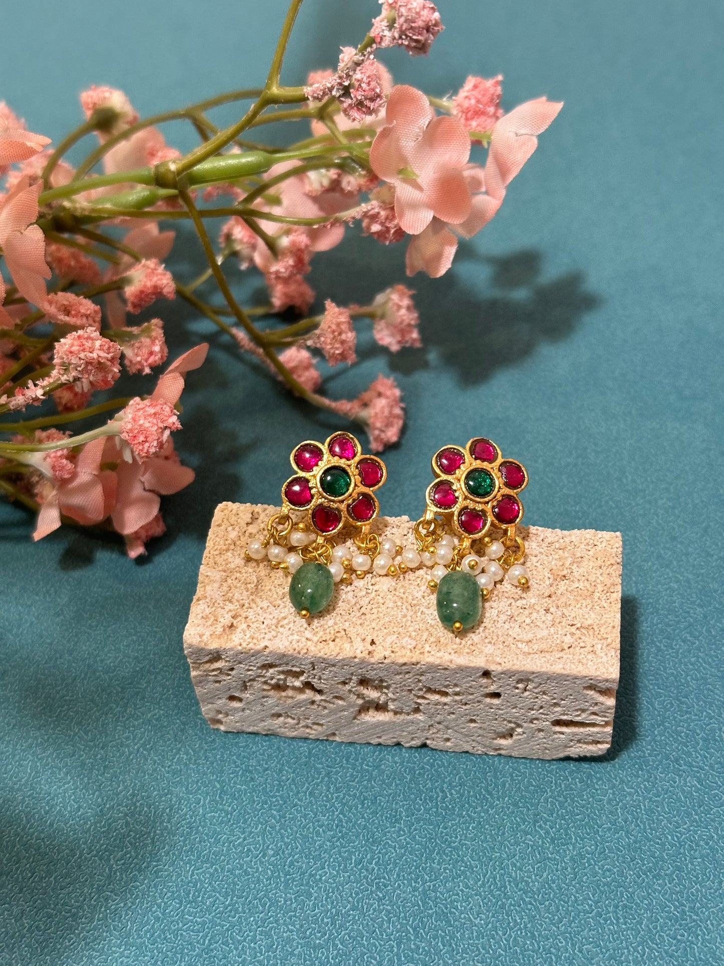 Jadau Kundan Floral Studs